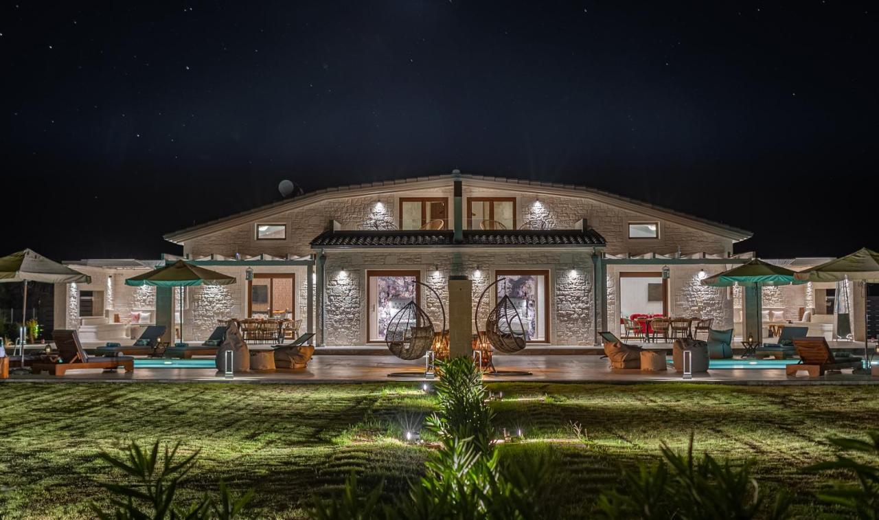 Theluxuryvillas Preveza Buitenkant foto